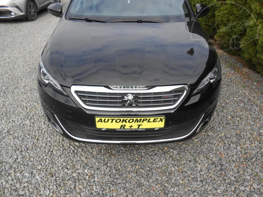 2016 Peugeot 308 - 11