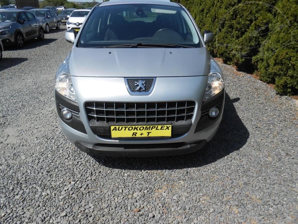 2012 Peugeot 3008 - 11