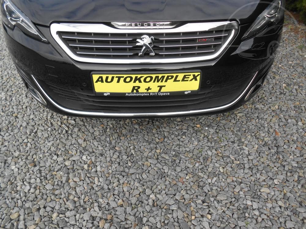 2016 Peugeot 308 - 12