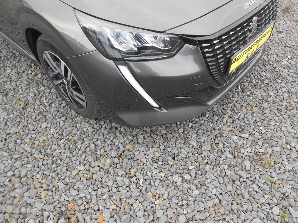 2023 Peugeot 208 - 12