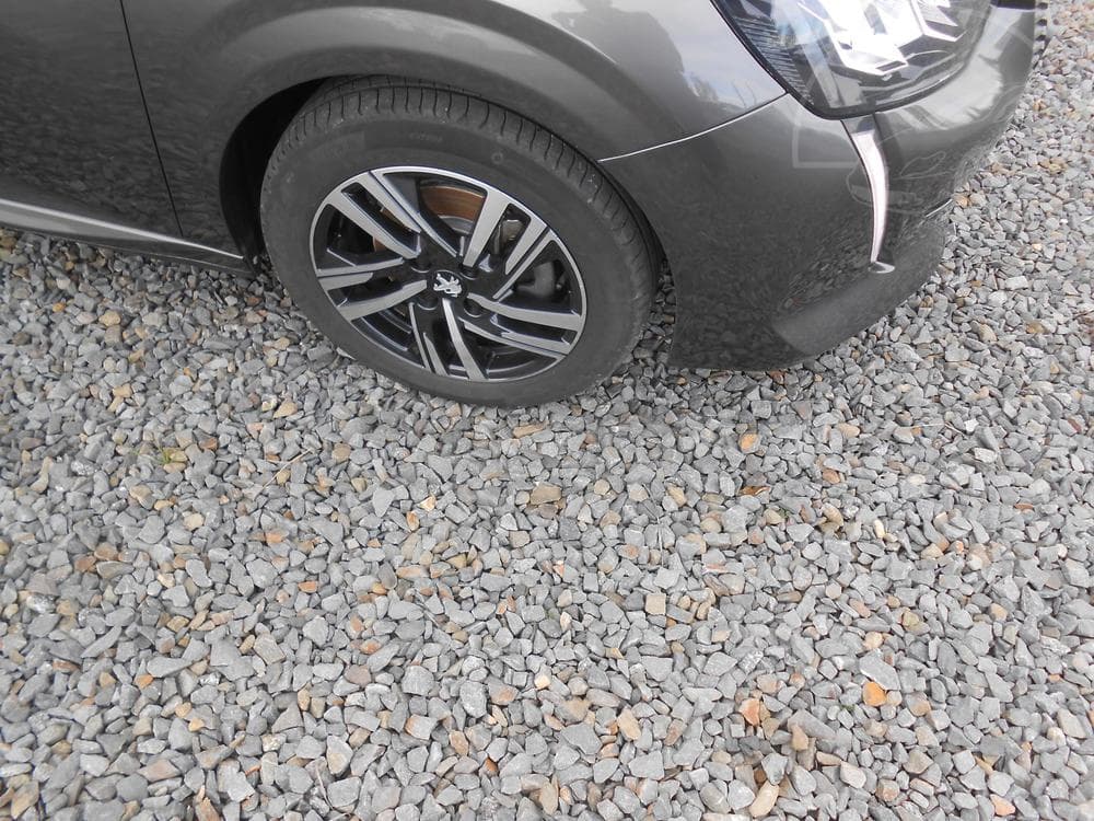 2023 Peugeot 208 - 13