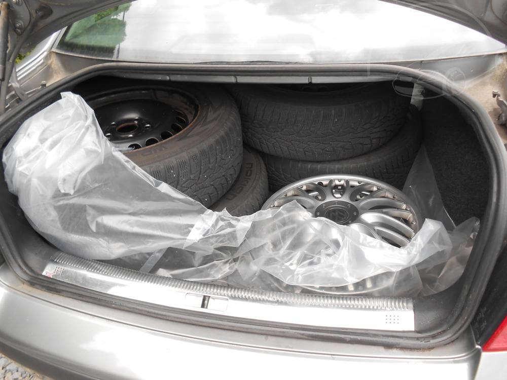 2004 Volkswagen PASSAT - 13
