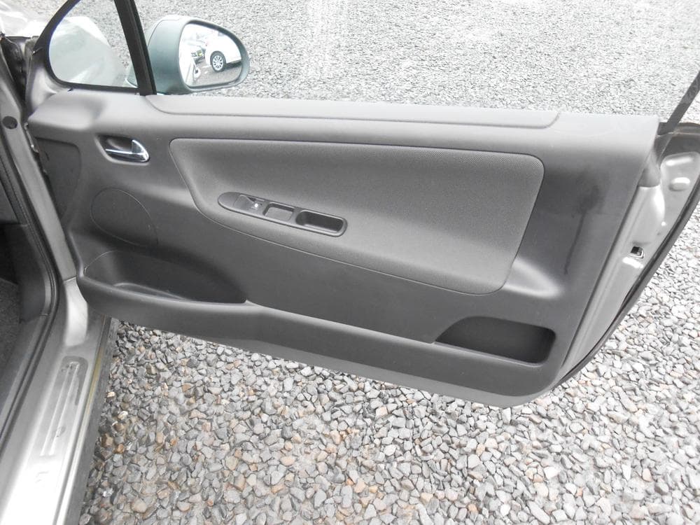 2013 Peugeot 207 - 14