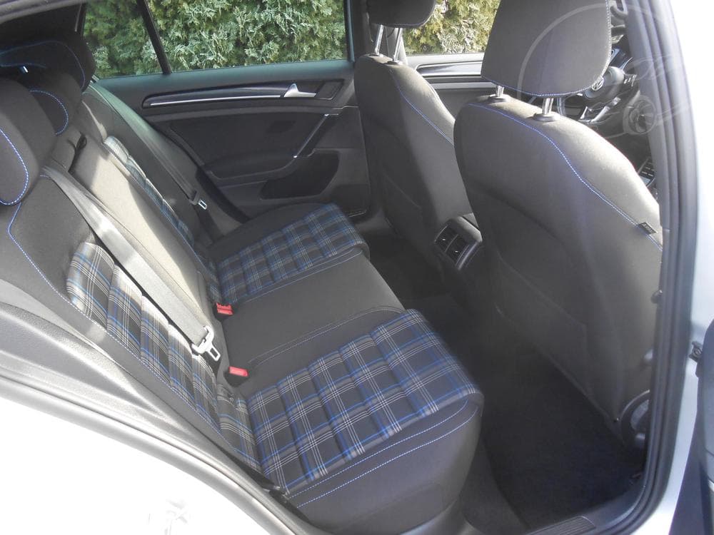 2016 Volkswagen GOLF - 14