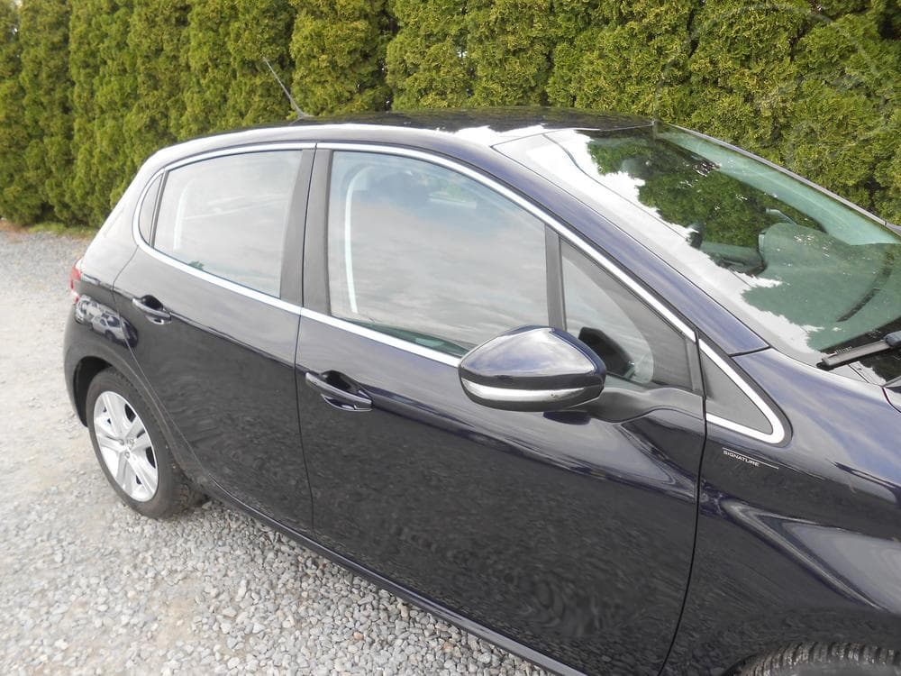 2019 Peugeot 208 - 14