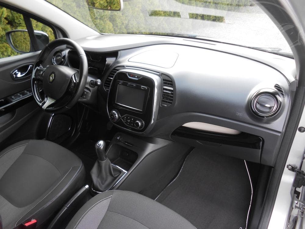 2015 Renault CAPTUR - 16