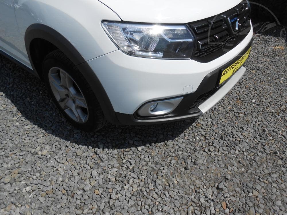 2017 Dacia SANDERO - 16