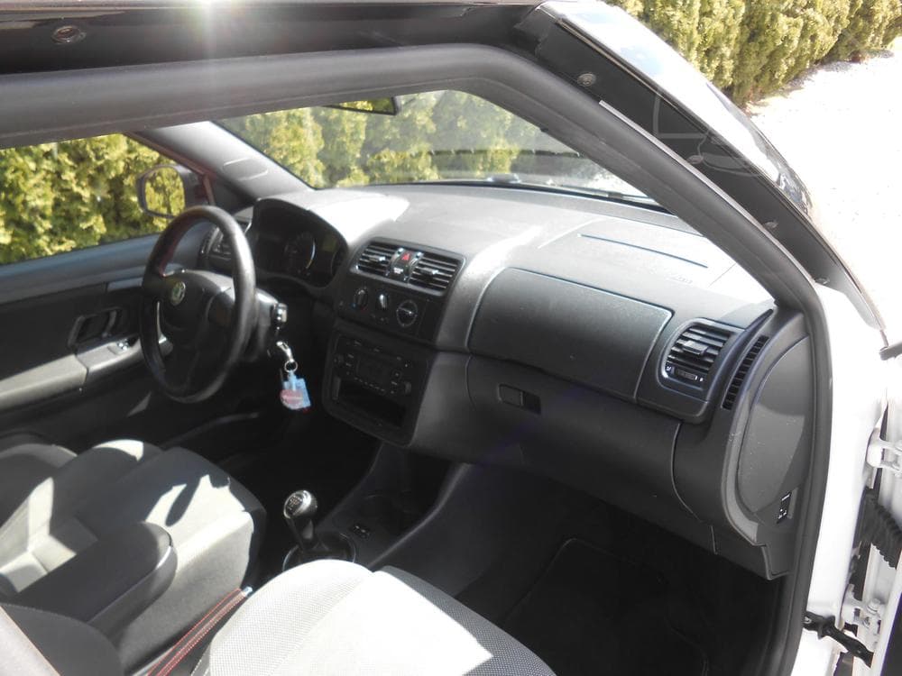 2012 Škoda FABIA - 17
