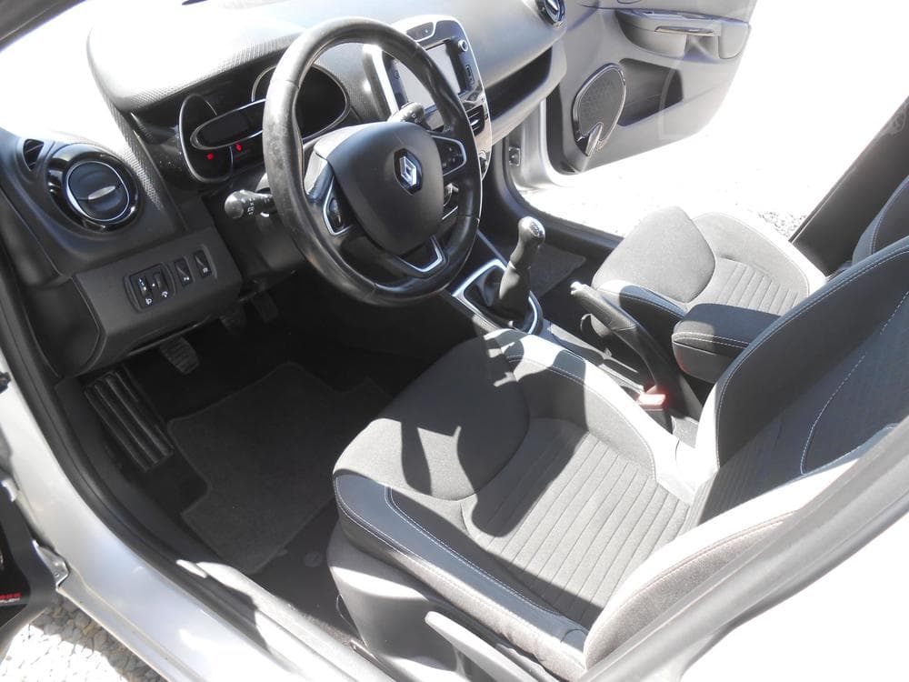 2015 Renault CLIO - 18