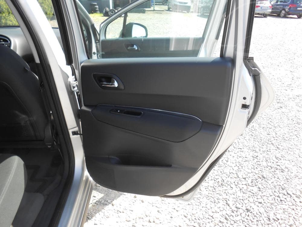 2012 Peugeot 3008 - 18