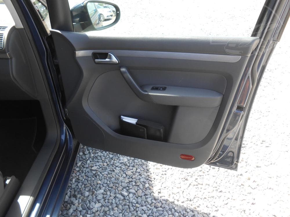 2011 Volkswagen TOURAN - 35