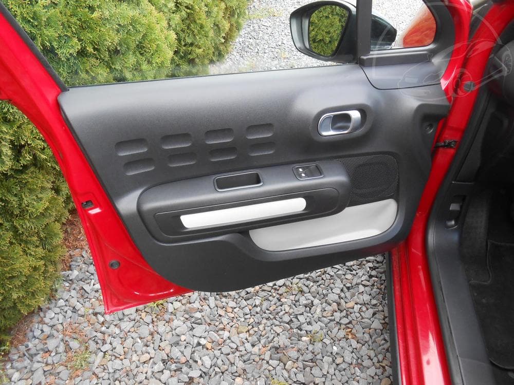 2017 Citroen C3 - 19