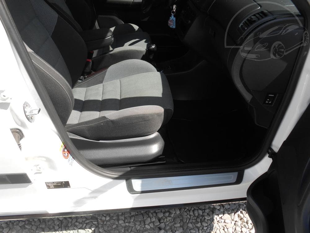 2012 Škoda FABIA - 19