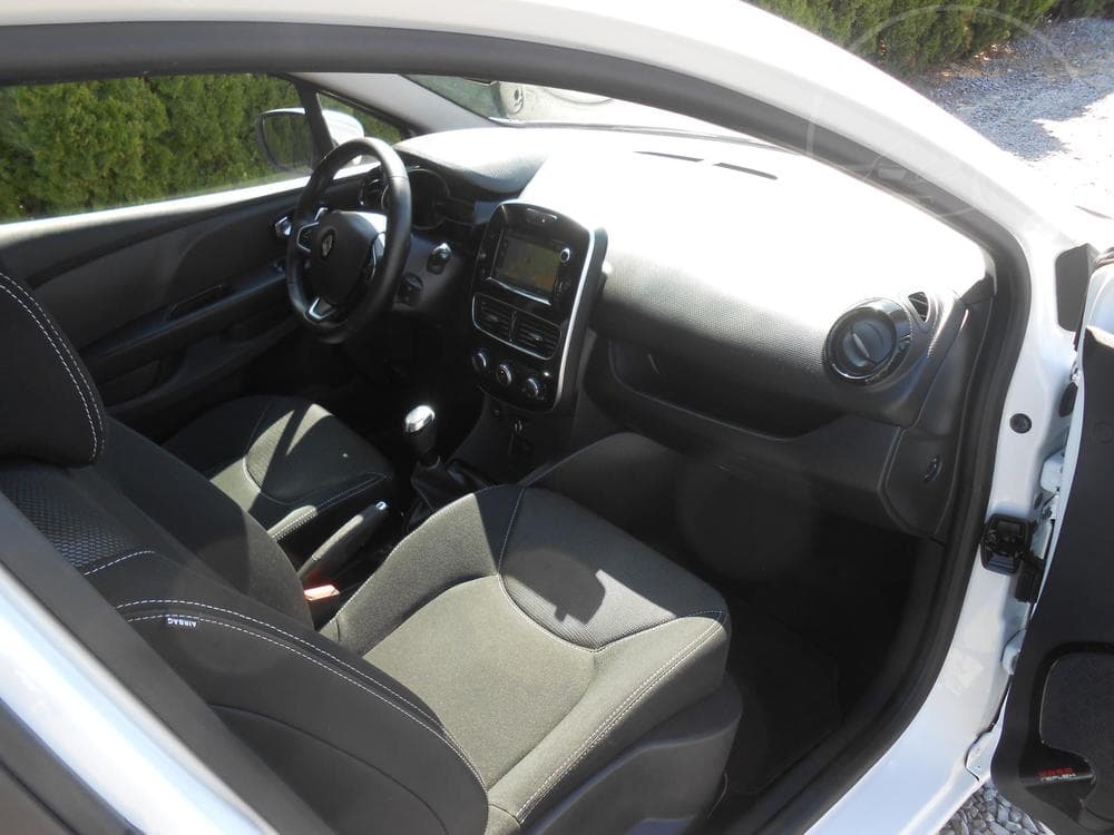 2019 Renault CLIO - 37