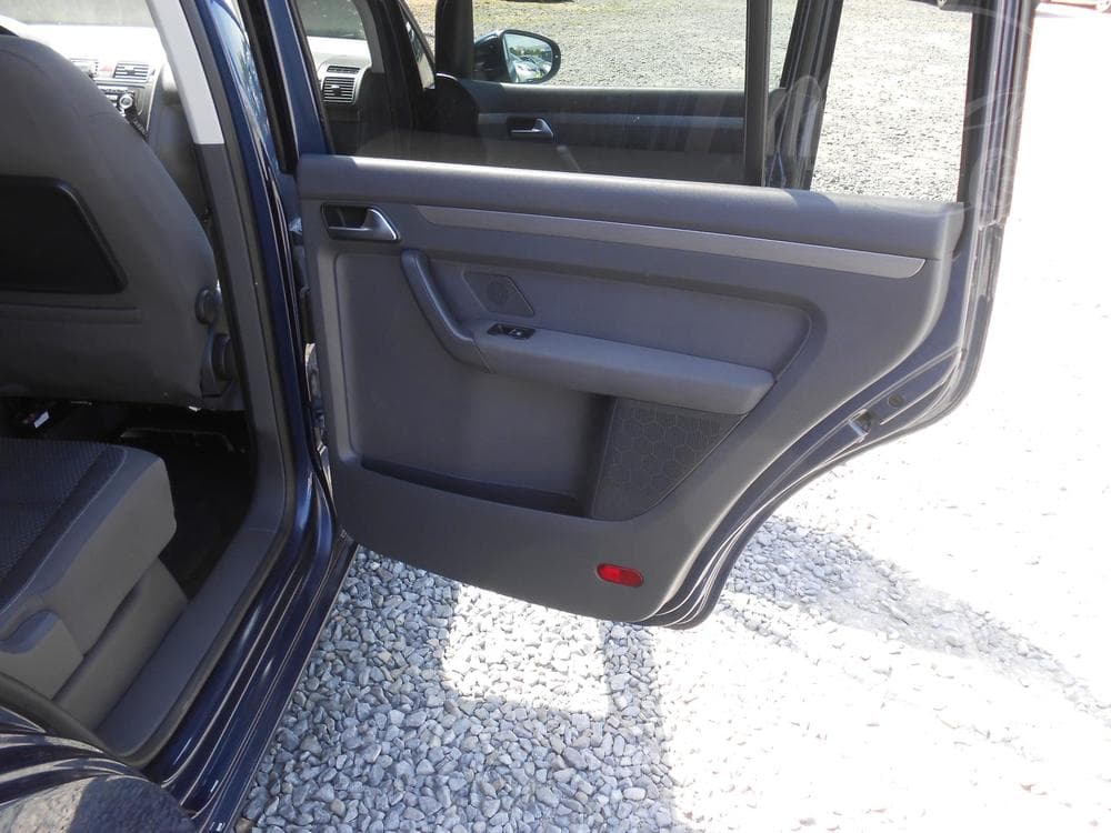 2011 Volkswagen TOURAN - 37