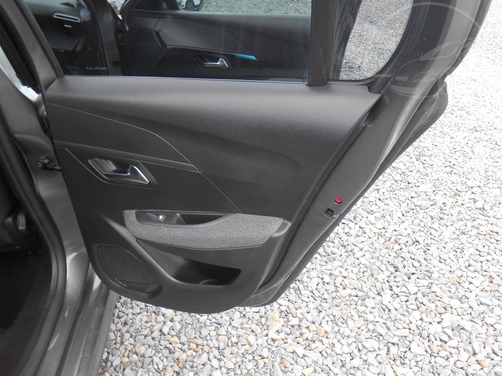 2023 Peugeot 208 - 20