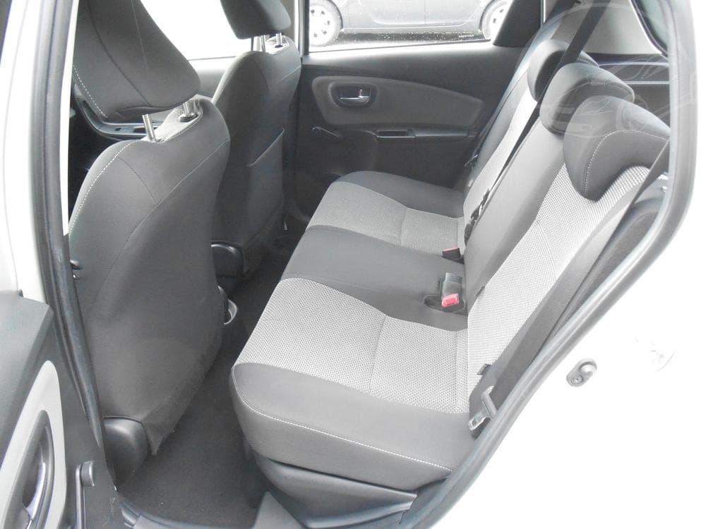 2017 Toyota YARIS - 20