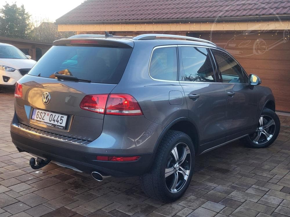2013 Volkswagen TOUAREG - 5