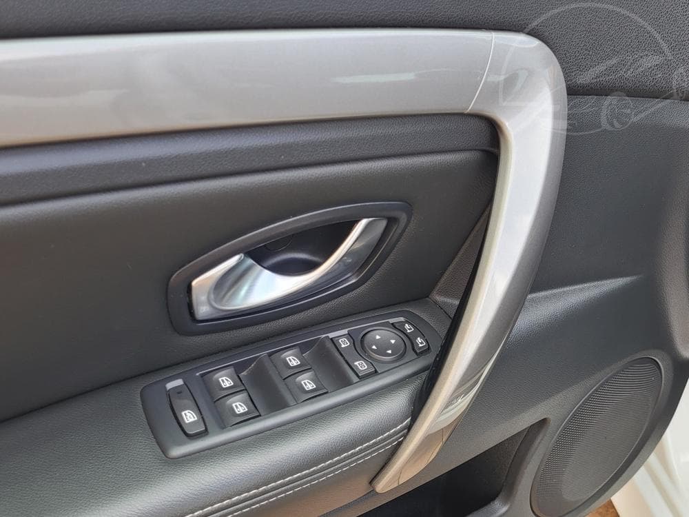 2013 Renault LAGUNA - 10