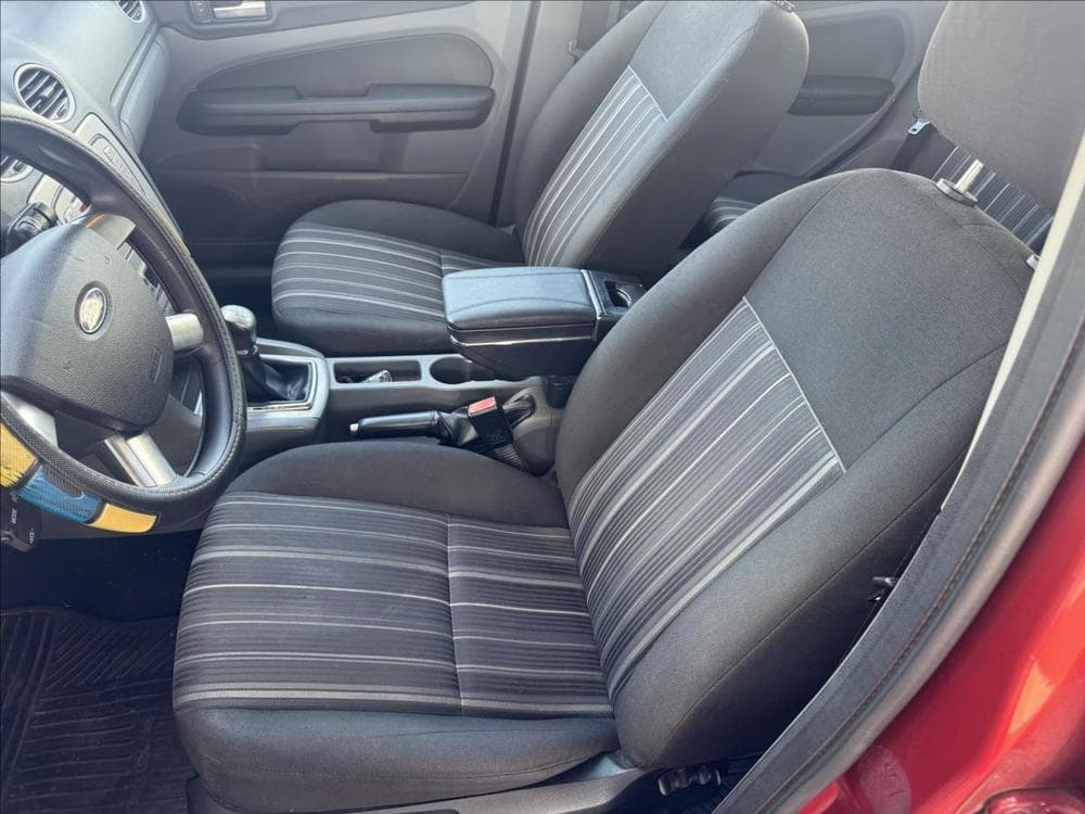 2008 Ford FOCUS - 9