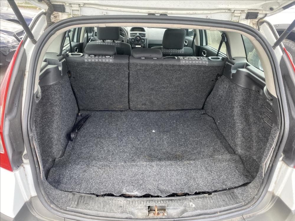 2008 Renault MEGANE - 9