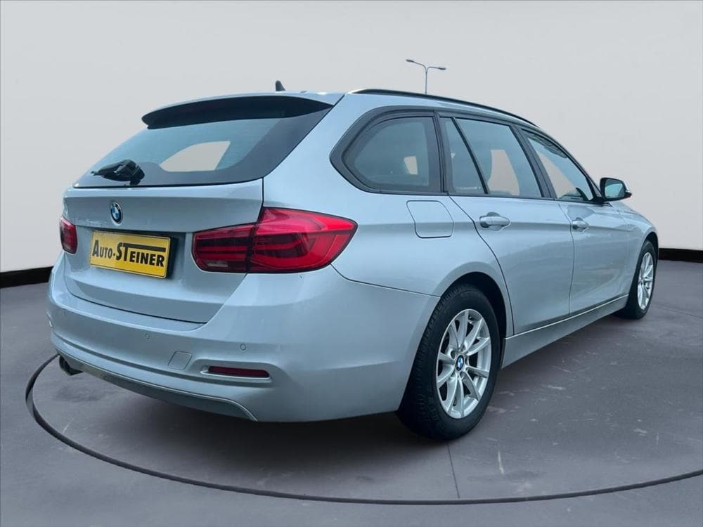 2016 BMW 3-Series - 10