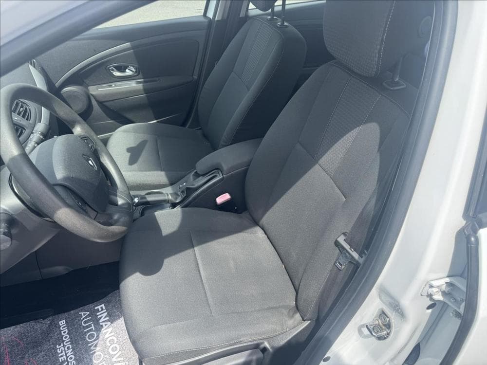 2012 Renault FLUENCE - 19