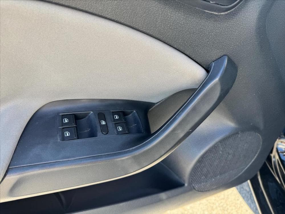 2015 Seat IBIZA - 11