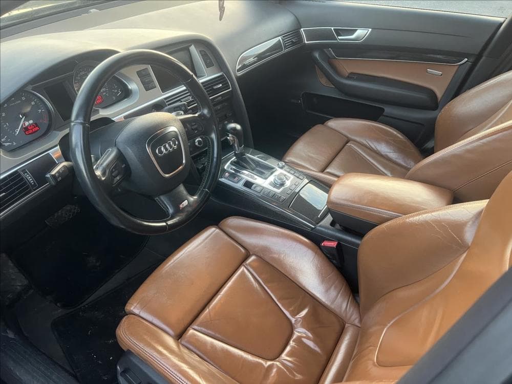 2007 Audi S6 - 12