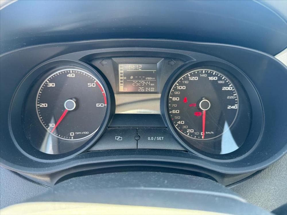 2015 Seat IBIZA - 13