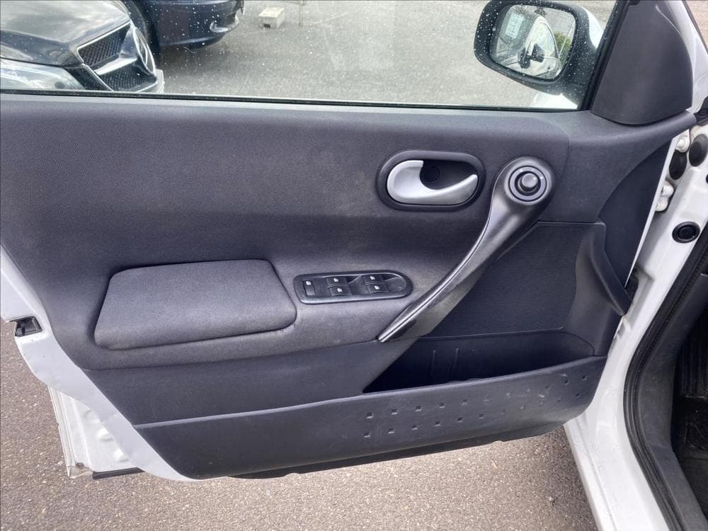 2008 Renault MEGANE - 13