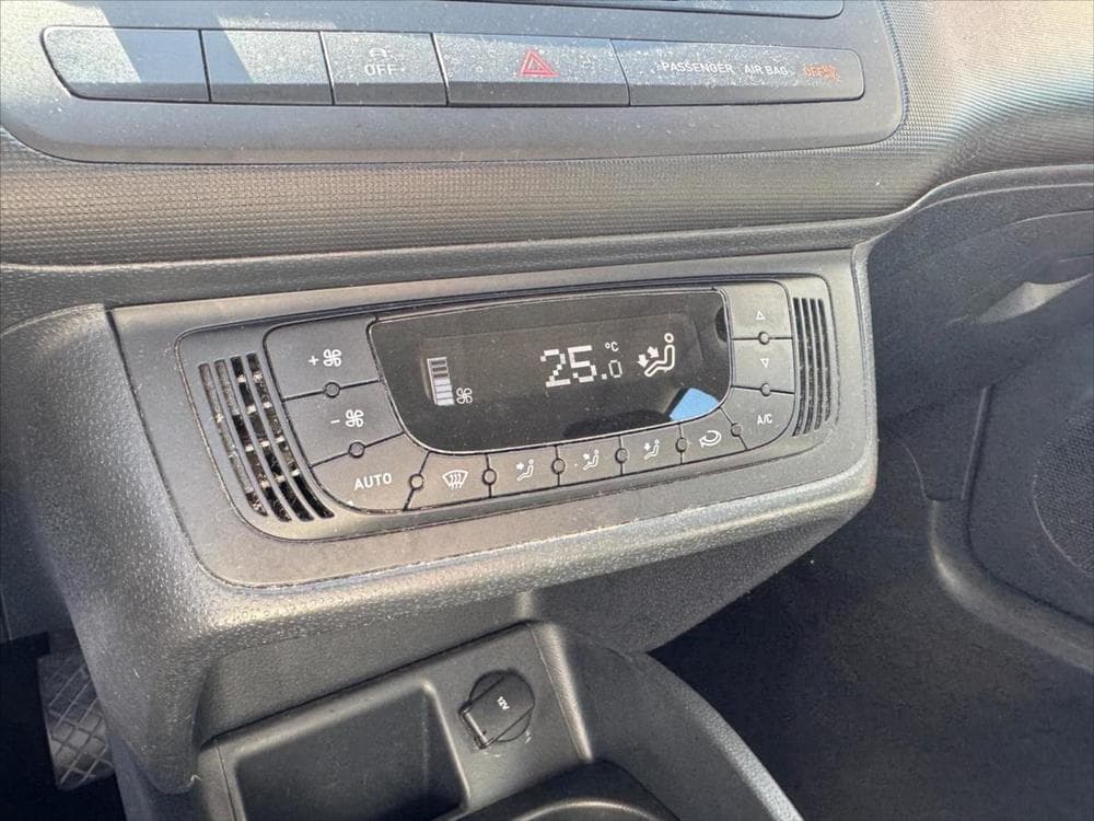 2015 Seat IBIZA - 16