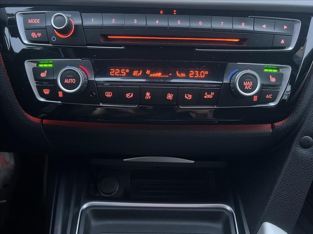 2016 BMW 3-Series - 17