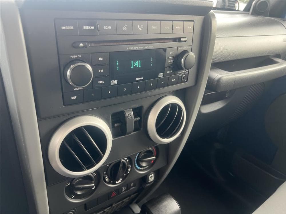 2010 Jeep Wrangler - 17