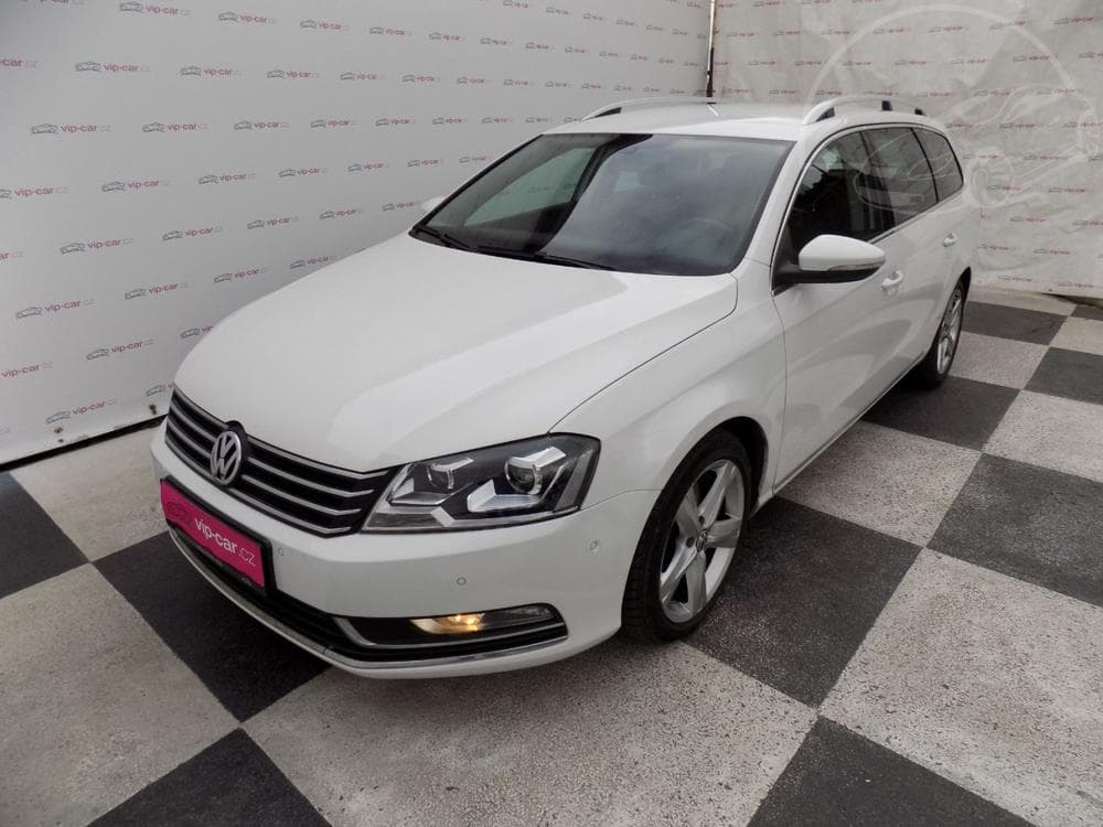 Volkswagen Passat 2,0 TDI Highline/DSG/Kůže/