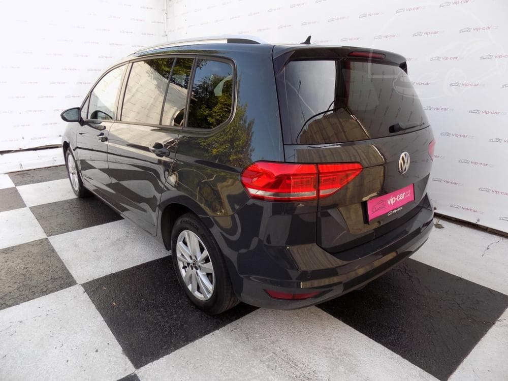 2018 Volkswagen Touran - 3