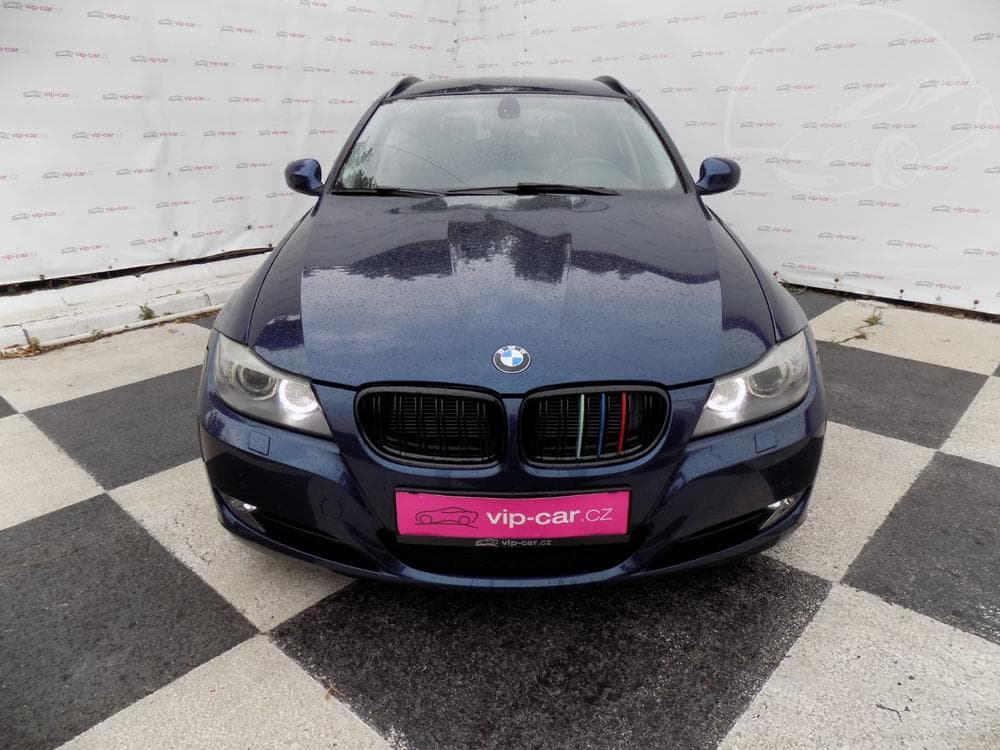 2010 BMW 3-Series - 4