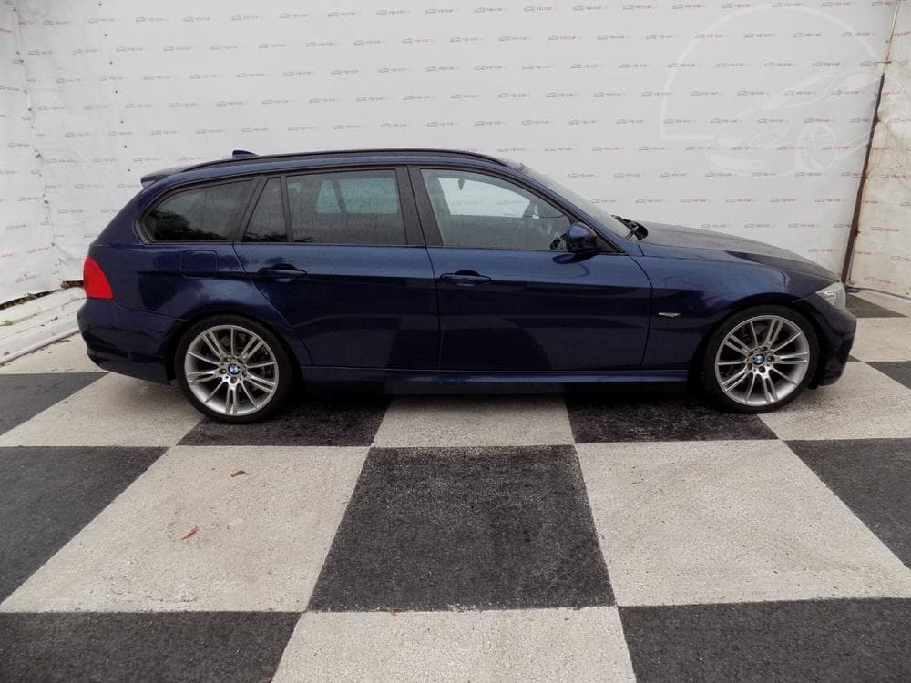 2010 BMW 3-Series - 6