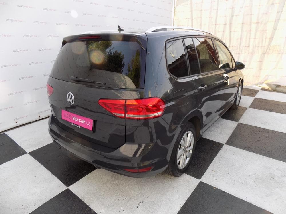 2018 Volkswagen Touran - 7