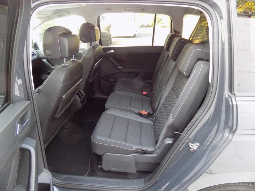 2018 Volkswagen Touran - 9