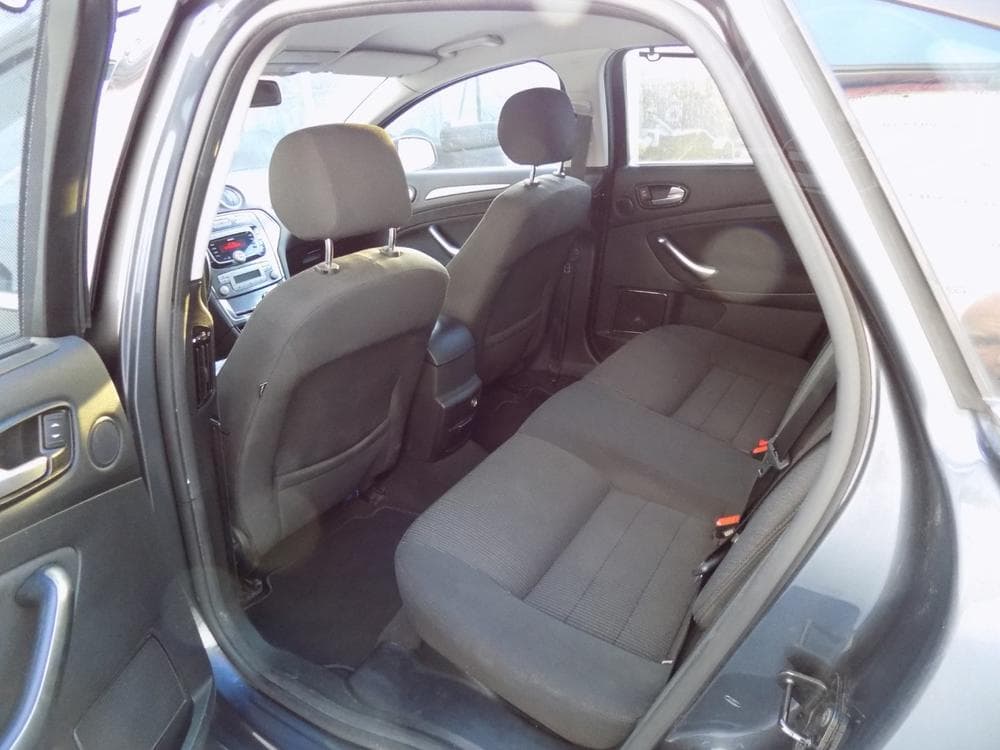2010 Ford MONDEO - 10
