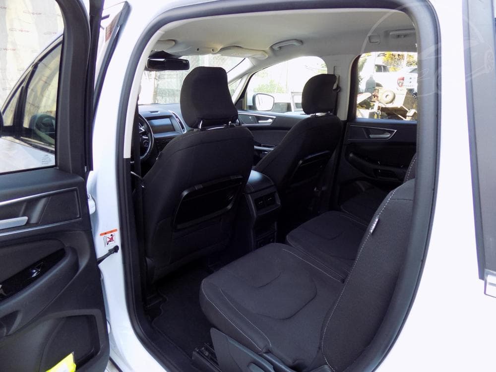 2020 Ford S-Max - 12