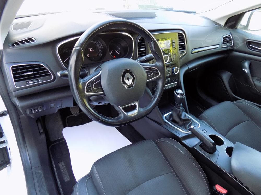 2017 Renault MEGANE - 12