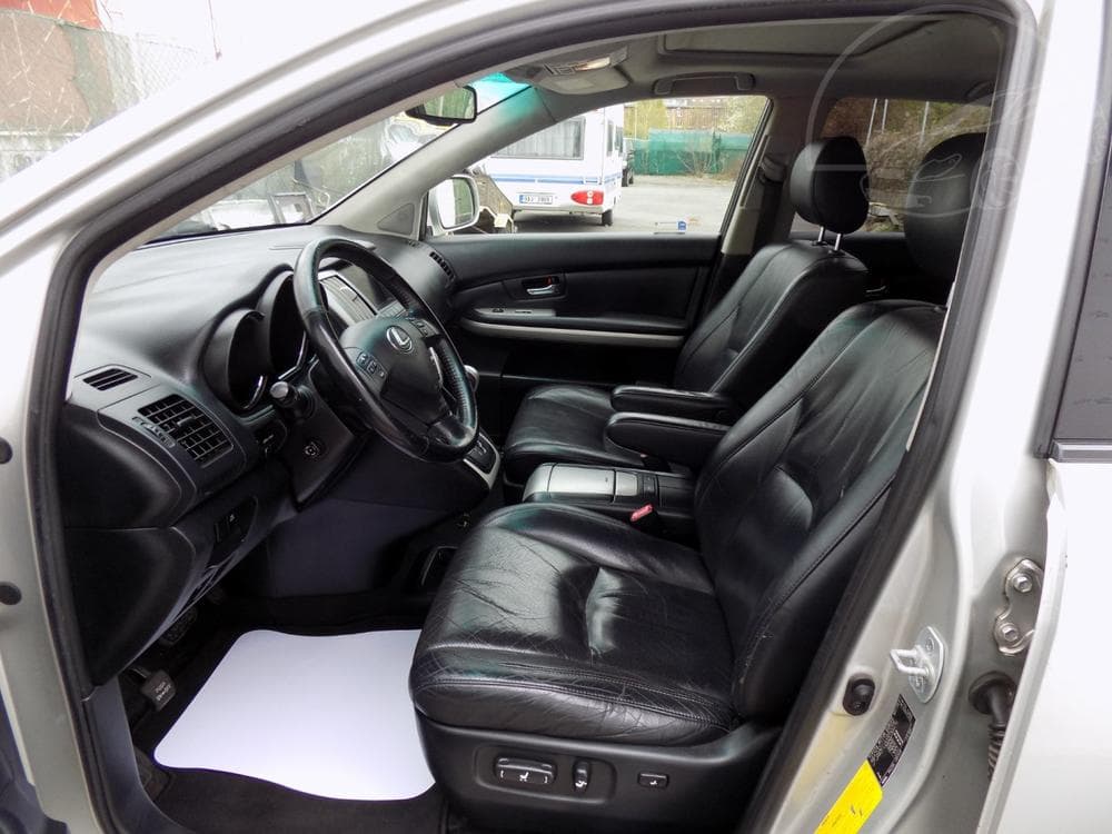 2010 Lexus RX - 13