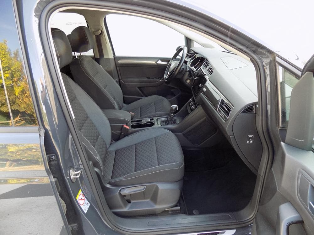 2018 Volkswagen Touran - 14