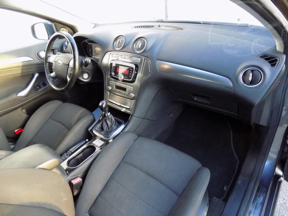 2010 Ford MONDEO - 15