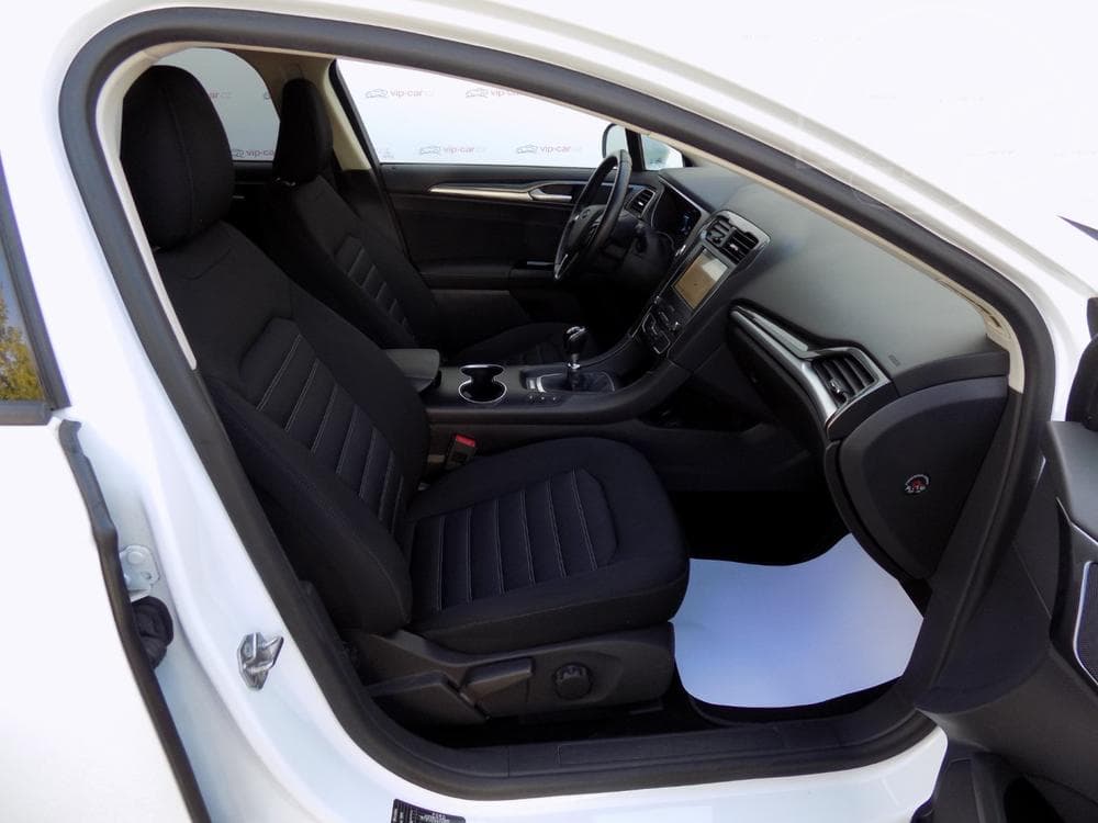 2019 Ford Mondeo - 15