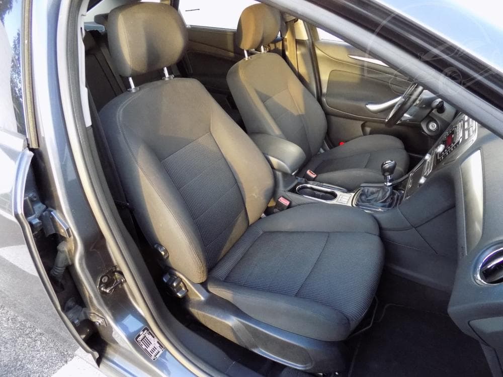 2010 Ford MONDEO - 16