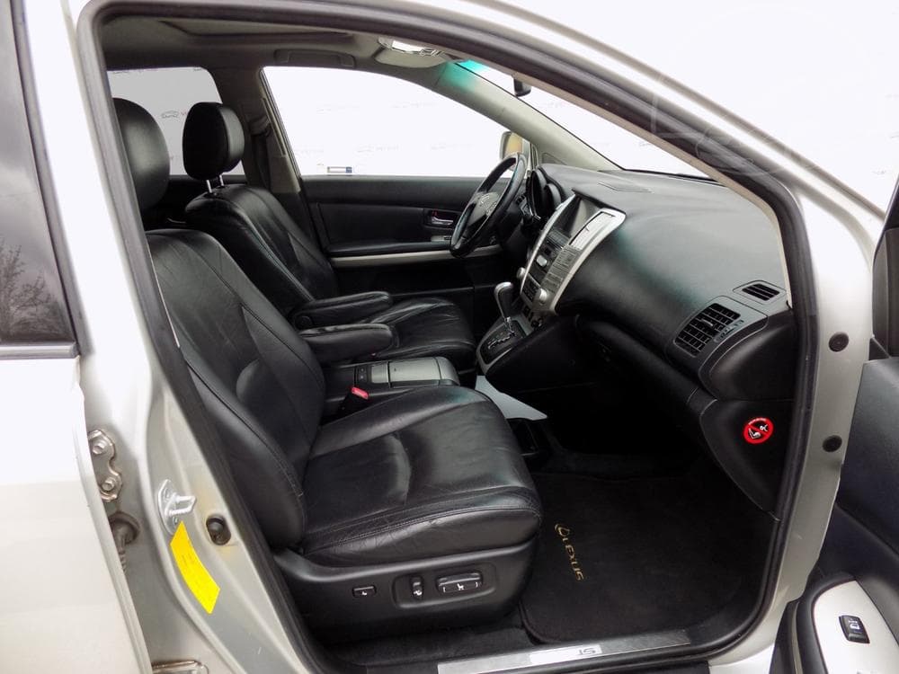 2010 Lexus RX - 16