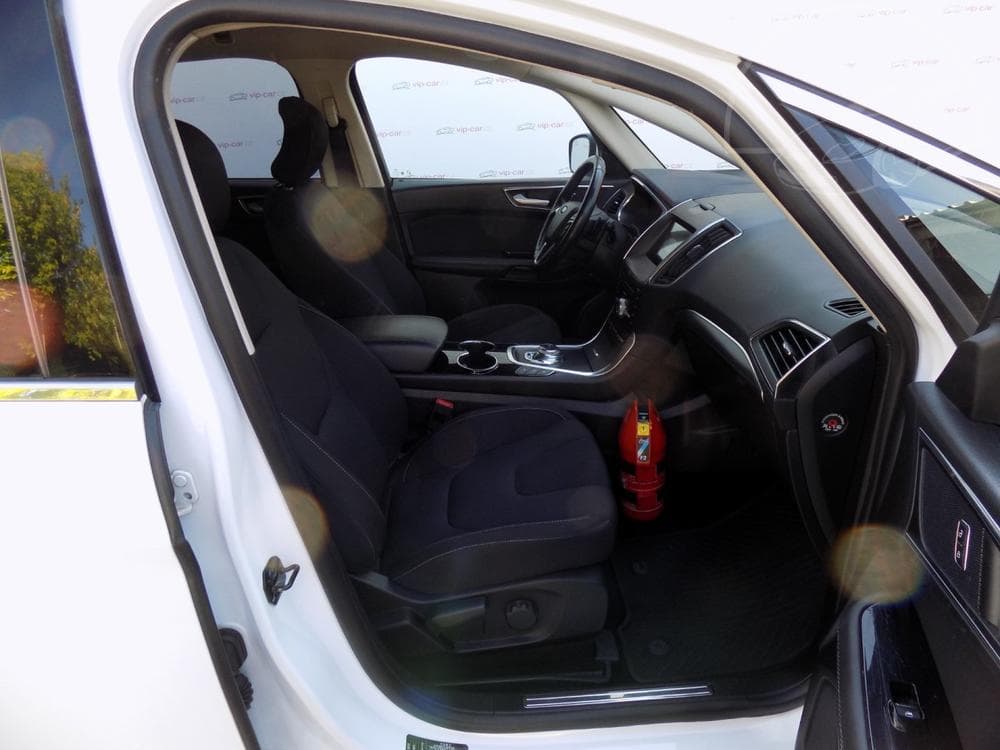 2020 Ford S-Max - 16